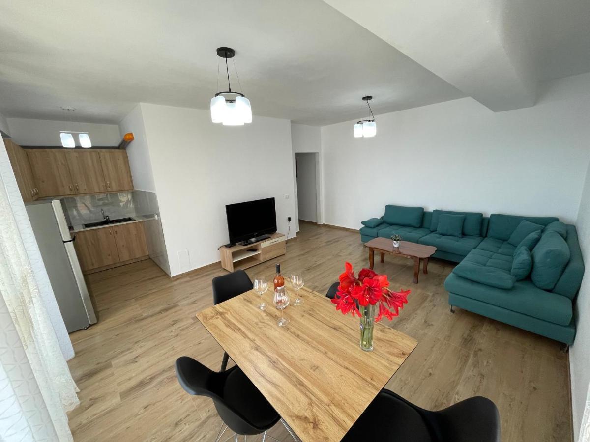 Luxury Sea View Apartaments Sarandë 외부 사진