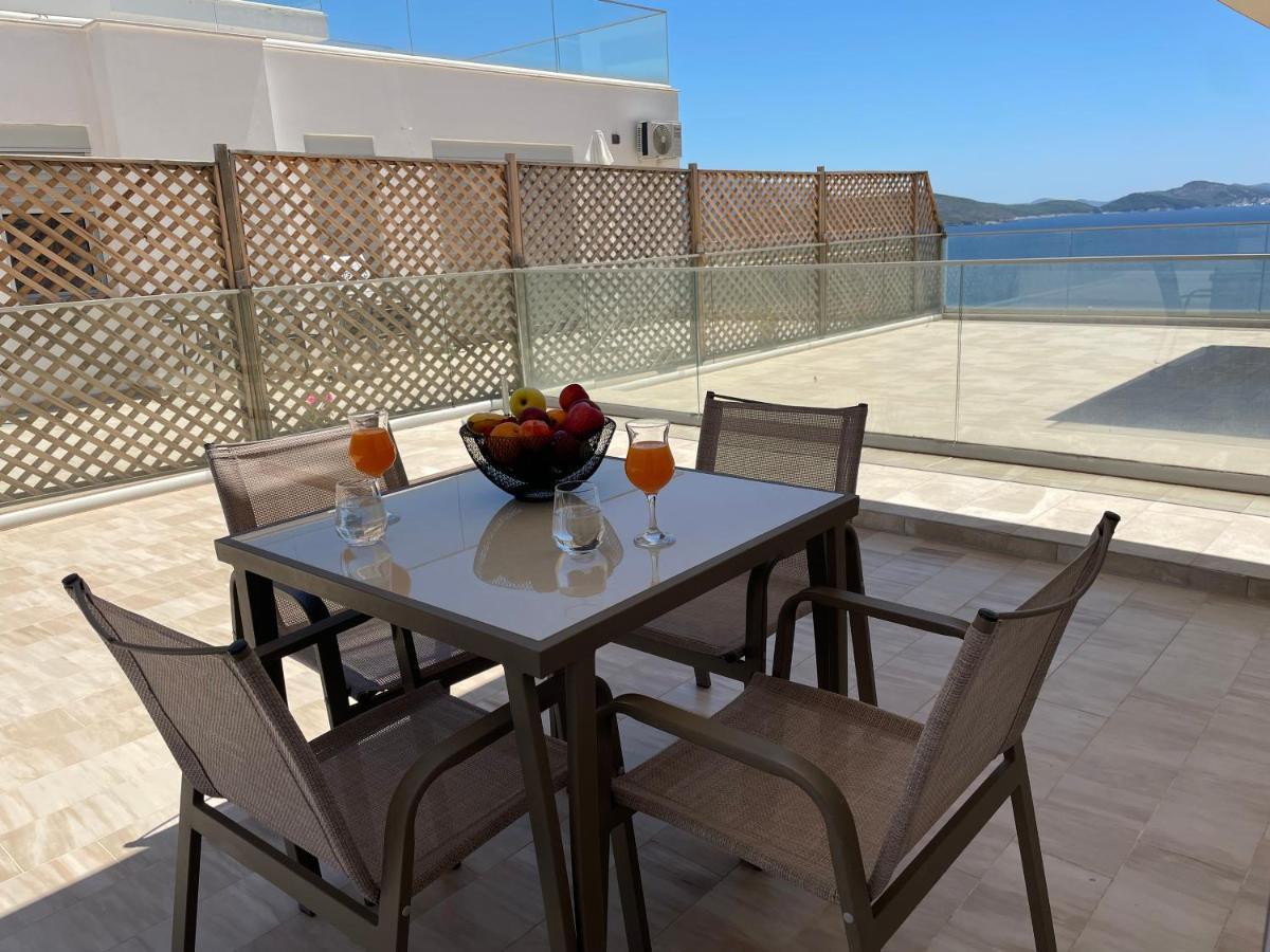 Luxury Sea View Apartaments Sarandë 외부 사진